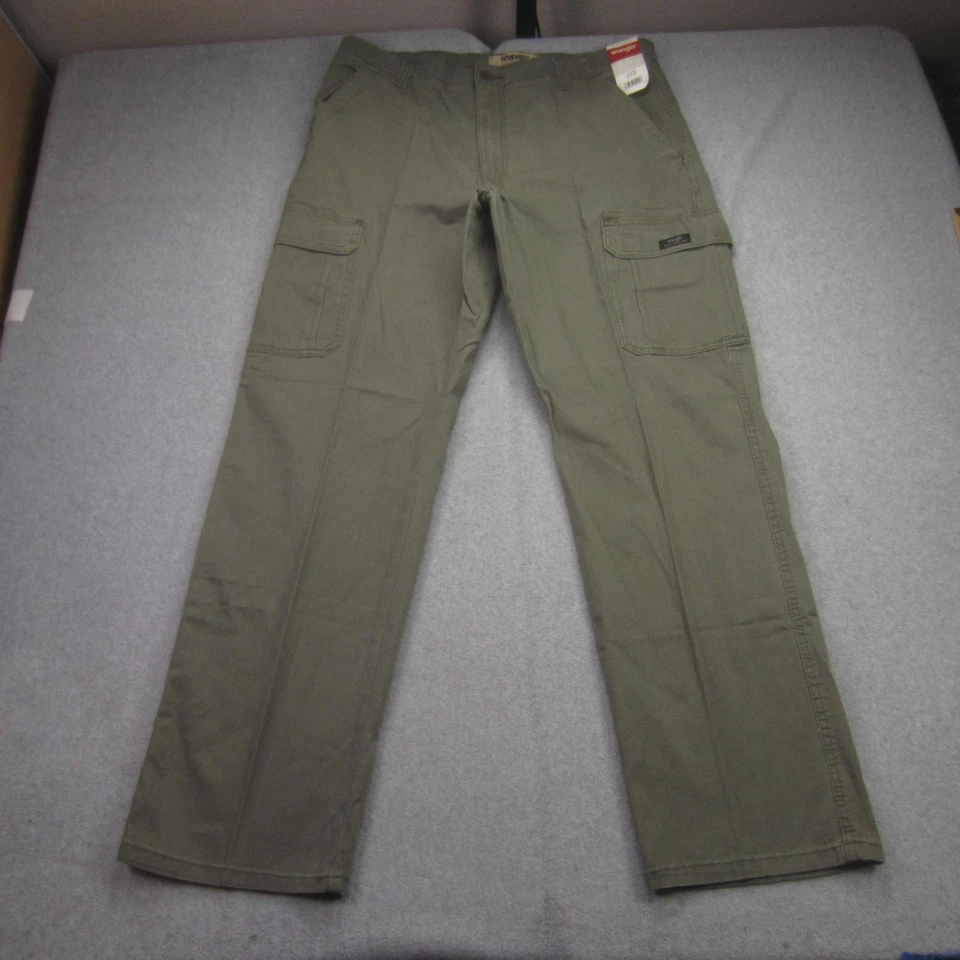 Wrangler Pants Mens 36x32 Green Cargo Ripstop Utility Outdoor Workwear - Image 1 of 4