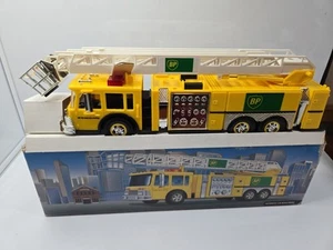 Vintage BP Aerial Tower Fire Truck 1999 Collectors’s Edition Lights & Sounds - Picture 1 of 5