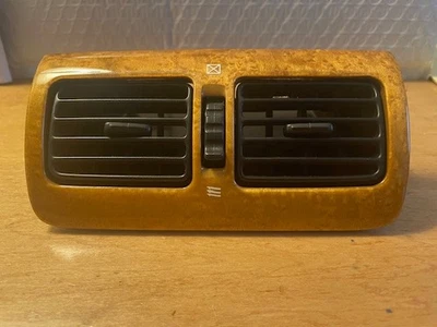 Infiniti Q45 Y33 1997-2001 consola central trasera conducto de ventilación de aire HVAC 68794-4P000 Foto 1 de 4