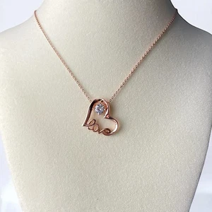   Collar Amor Corazón Flotante Chapado en Oro Rosa Plata Esterlina Nuevo en Caja - Imagen 1 de 5