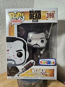 Funko Pop! Negan #390 Bloody B&W Vinyl Figure Walking Dead Toysrus -W/ Protector - Picture 1 of 8