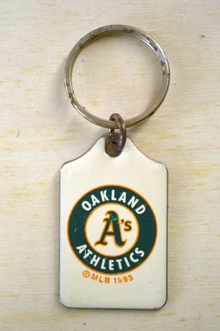 Vintage Oakland Athletics Keychain 1993 MLB Made USA By Crownmark Cover