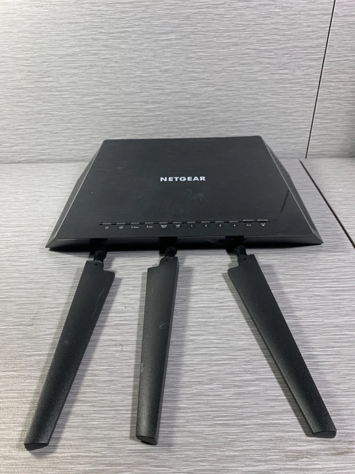 Netgear Smart Wi-Fi Router Negro Doble Banda Antenas de Alta Potencia - (Para Piezas) Foto 1 de 1