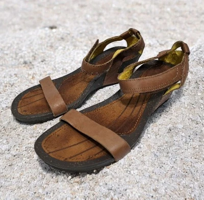 Sandalias Teva Cabrillo Para Mujer Talla 8.5 Cuero Marrón Ajustables Cuña Tirantes  Foto 1 de 4