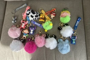 Random Assortment Of Keychains 17 - Picture 1 of 4