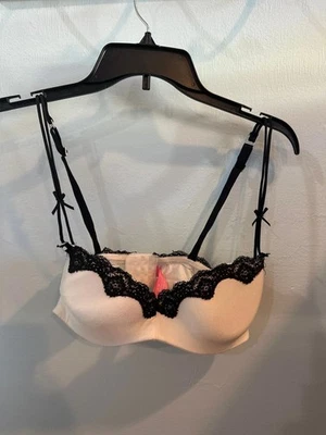 Sujetador Isaac Mizrahi Crema Encaje Recortado Talla 36C Foto 1 de 4