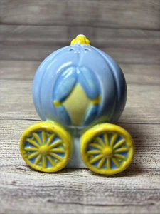 Single Cinderella’s Carriage Salt Shaker Blue Cinderella Princess 3x2.5” - Picture 1 of 5