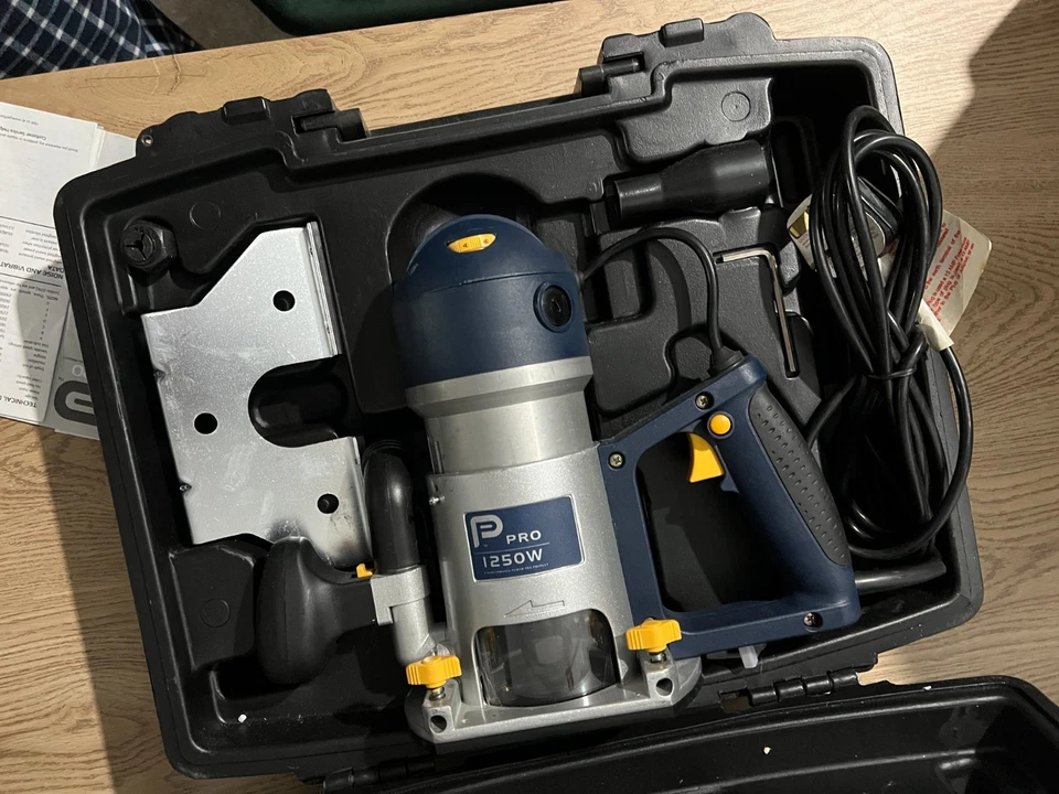 Performance Power Pro CLM1250RD 1/2 Inch Fixed Base Router - Image 1 of 4