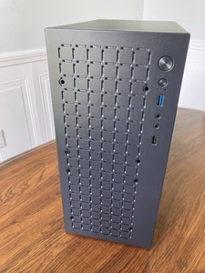 FOR PARTS Gaming Desktop i7-3770, RX 470, 16GB RAM, NO HDD, READ DESCRIPTION - Afbeelding 1 van 10