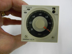 New Omron H3CR-A Timer 100-240 Vac 50/60 Hz L6 - Picture 1 of 4