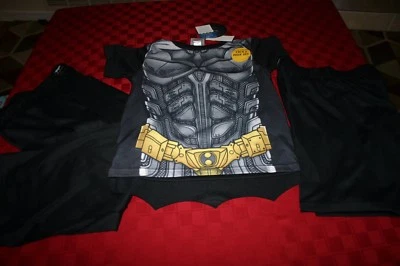 BOYS 3 PC BATMAN DC COMICS DARK KNIGHT PAJAMA SET BLACK WITH CAPE SIZE 8 NWT - Image 1 of 4