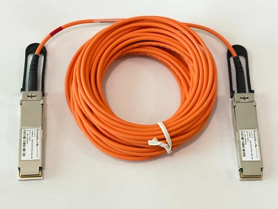 Cable DAC activo genuino Brocade 57-1000306-01 QSFP+ a QSFP28+ 40GBASE-AOC 10m Foto 1 de 2