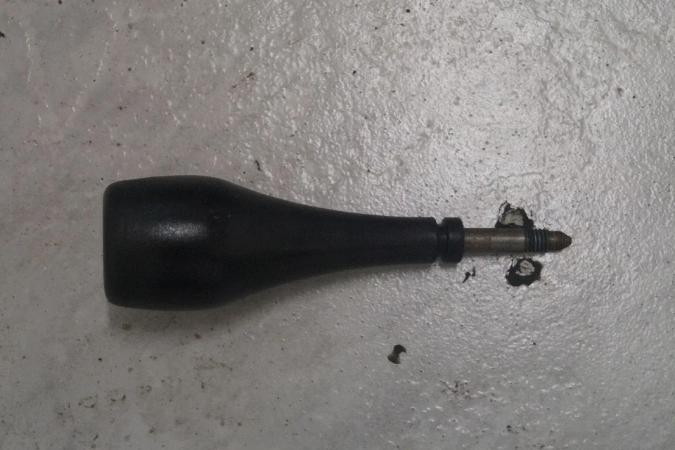 Opel Vectra B Lenksäule Höhenversteller Lenkspindel Verstellhebel Hebel Höhe  - Bild 1 von 1