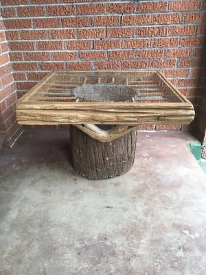 Невероятный сделанный на заказ антикварный журнальный столик из аппалачей с кукурузным пестиком и бычьей кокеткой - Изображение 1 из 4