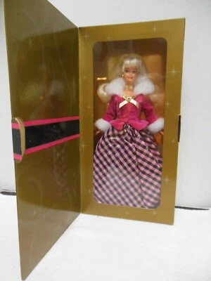 Barbie, Avon Edición Especial INVIERNO RAPSODIA Morena Barbie Muñeca Mattel/1996 Foto 1 de 4