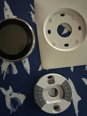 Nest Learning Thermostat (2nd Generation) - Image 1 of 2