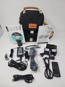 Panasonic HC-X900 PACCHETTO ACCESSORI con custodia - LEGGI: *NO FOTOCAMERA* SOLO ACCESSORI* - Foto 1 di 9