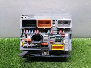 CAJA DE FUSIBLES Citroën C4 Berline (LC) 2008 BSMR05 / 9664706280 - Imagen 1 de 4
