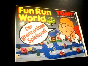 Adesivo / Sticker + Tomy ++ Fun Run World + Giappone - Foto 1 di 1