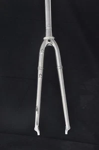 RIKULAU Titanium Road Disk Fork, Straight Leg, 1 1/4", QR, Weight: 652g, FKRTi-4 - Picture 1 of 6
