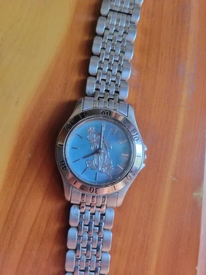 Reloj de cuarzo analógico pequeño plateado Disney By SII Eeyore para mujer NECESITA BATERÍA Foto 1 de 3