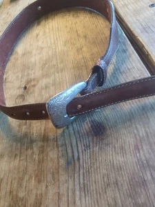 Cintura vintage Justin in pelle 28 marrone western cowboy - Foto 1 di 17
