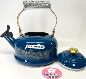 Le Creuset Disney Mickey Mouse Fantasia Nuit Emaille Pfeifkessel Japan Neu - Bild 1 von 19