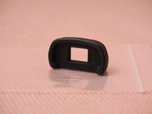 Neu Original Original Sucher Gummi Augenkappe für Canon EOS R50 R100 CG2-7368 - Bild 1 von 2