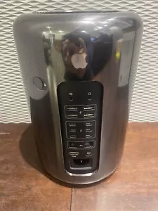 Apple Mac Pro A1481 Desktop - ME253B/A (Oct2013)D500, 3.5Ghx, 64GB Ram, 500GB HD - Afbeelding 1 van 6
