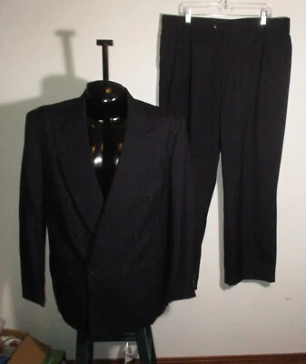 CELLINI Uomo Blue Wool 2 Pc Double Breasted Suit Men's Size 46 Long, 38X31 - Image 1 of 4