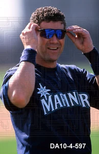 Edgar Martinez - 2001 Seattle Mariners - 35mm color slide - DA10-4-597 - Picture 1 of 1