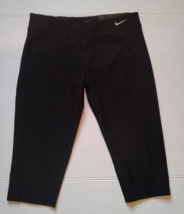 Nike nuove con etichette da ragazza nere legend tight fit dri-fit training capri taglia s 546096 010 - Foto 1 di 7