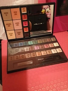 Avon True Color For The Love Of Makeup Artist Palette 2016 - Picture 1 of 8