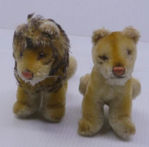 L - TWO VINTAGE STEIFF ANIMAL LIONS, LEO & LEA, PLUSH TOYS - Picture 1 of 11