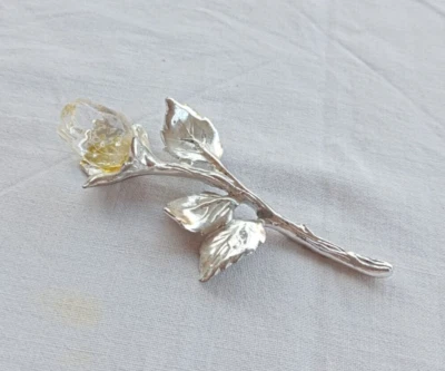 BOCCIOLO DI ROSA DECORATIVO METALLO COLOR ARGENTO  E VETRO (s11) - Immagine 1 di 4