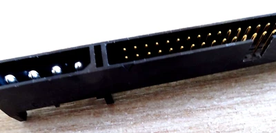 FCI 61062-014 disc drive SCSI & power connector BERG 50 + 4 way - Image 1 of 4