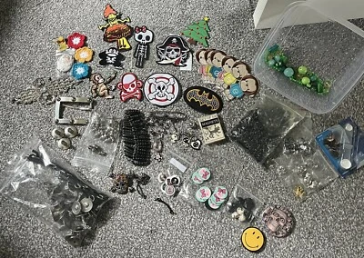 Goth Art Handwerk Nieten Schnalle Knöpfe Patches Abzeichen Sicherheitsnadel Schädel Punk Metal - Bild 1 von 4