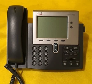 Cisco 7942 IP Phone  - Picture 1 of 3