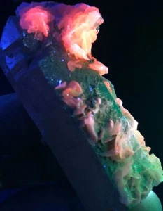 39g Inner skeletal Elestial Candle QUARTZ Crystal&Fluorescent Pink Calcite q725 - Picture 1 of 8