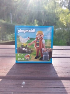 Playmobil 4908 Bäuerin mit Huhn Neu in OVP Milchkanne Set Bauernhof Figur  - Bild 1 von 2