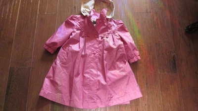 De Colección Rothschild Rosa Con Capucha Forrado Floral Trench Impermeable Niñas Talla 3T Cottagecore Foto 1 de 4