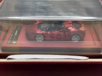 Modelo de resina Art 1:64 Ferrari SF90 rojo araña - limitado 399 piezas Foto 1 de 4