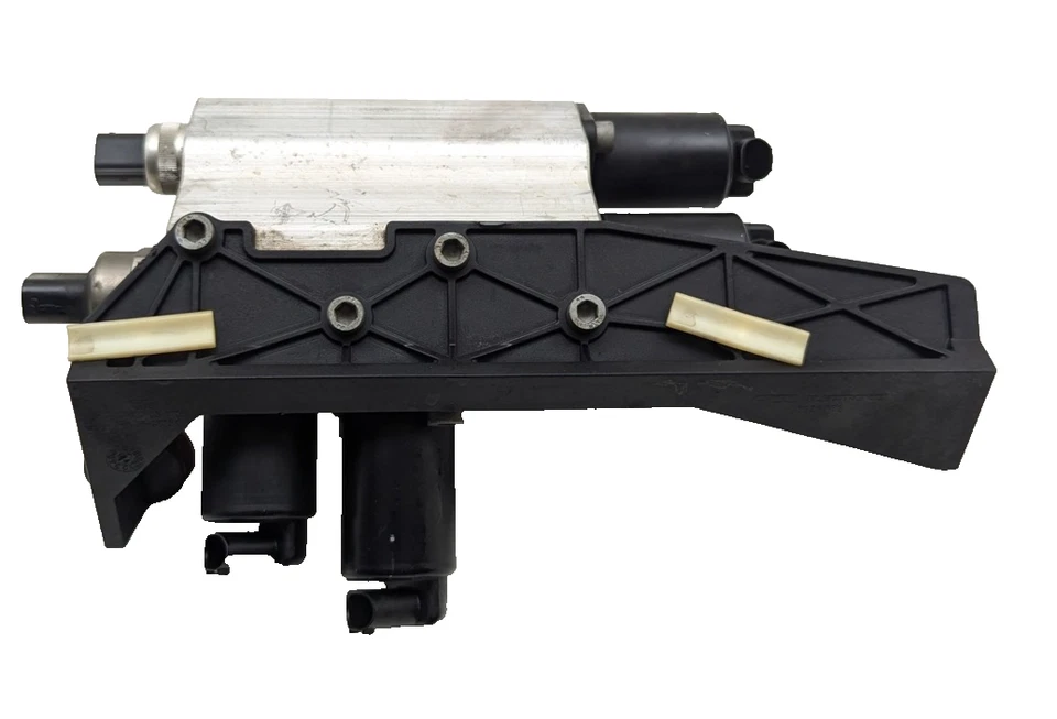 НАСОС ПОДВЕСКИ/ВОЗДУШНОГО КОМПРЕССОРА 6758704 2002-2005 BMW 745LI - Изображение 1 из 4