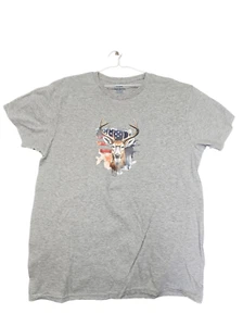 t-shirt with deer and american flag - Picture 1 of 1