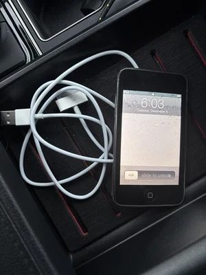 Apple iPod touch 2nd Generation BLACK (16GB)  FREE BUNDLE & SHIPPING - Image 1 of 3