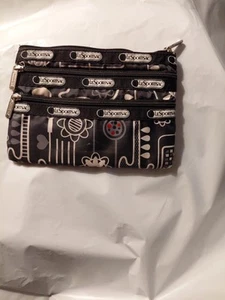 LeSportsac Pouch 3 Pockets - Picture 1 of 6