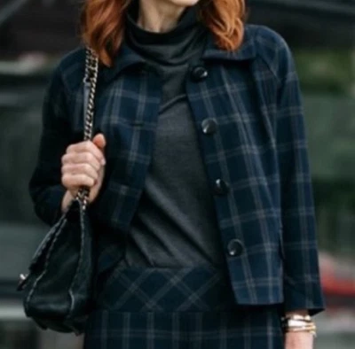 Jaqueta blazer xadrez azul marinho CAbi Academia Preppy M - Imagem 1 de 4