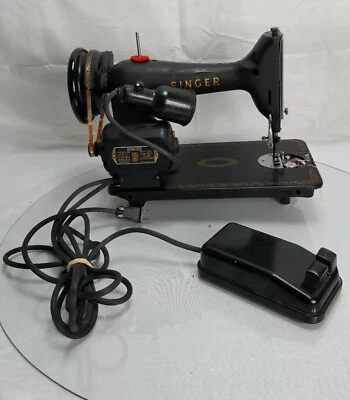 Vintage Singer Electric Needle Sewing Motor Machine Pedal AM 034195 Controller - Image 1 of 4