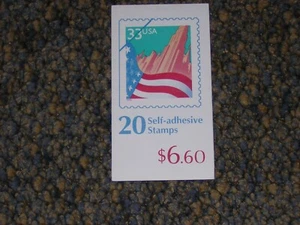 BK276 3279a 33 cent Flag over the City booklet of 20 - Picture 1 of 1