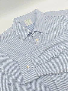 ๐บ๐ฒ Brooks Brothers Ultra Fine Japanese Knit Slim Fit Shirt 17x34 Blue Stripe - Picture 1 of 7